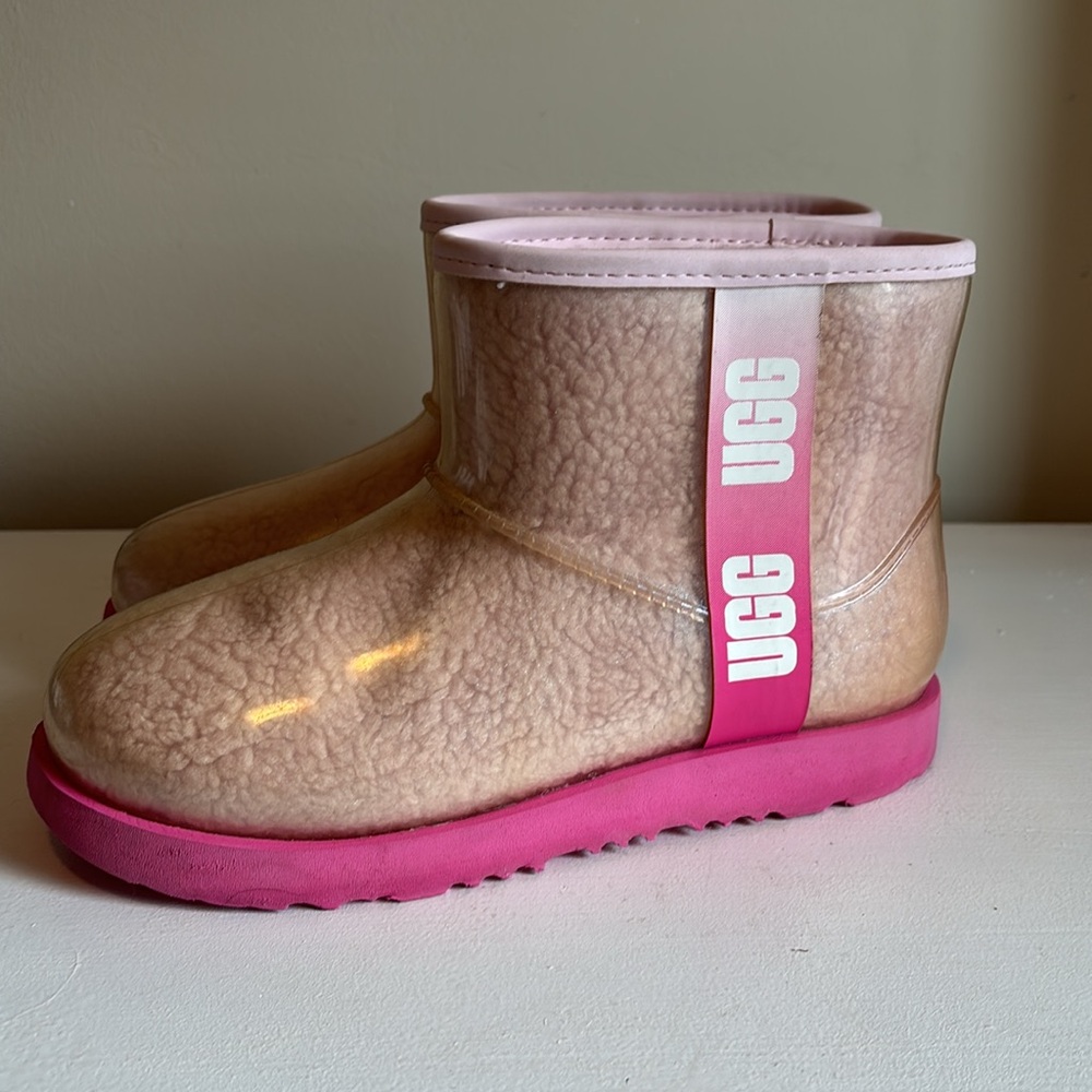 UGG Kid’s Classic Clear Mini II Gradient Pink Size 4 - Picture 4 of 8